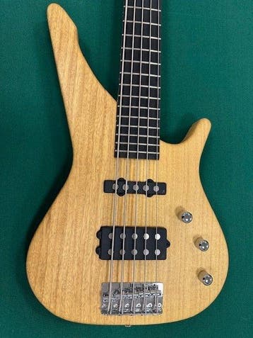 Manne - Newport BN5 Korina Natural mms can - - 5-snarige, Muziek en Instrumenten, Nieuw