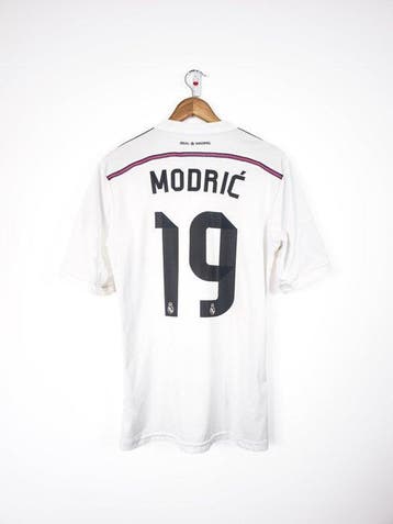 Real Madrid - Spaanse voetbal competitie - Luka Modric -, Nieuw