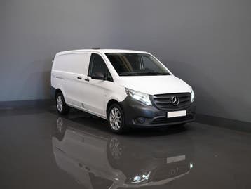Mercedes-Benz Vito L2H1 | Financial Lease voor 373 p/mnd, Stof, Gebruikt, Overige carrosserieën, Wit