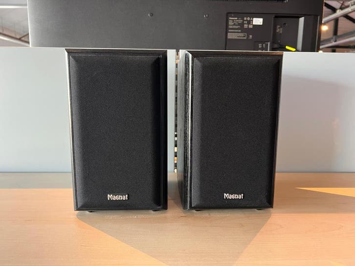 Magnat monitor Supreme 100 - boekenplank speakers, Audio, Tv en Foto, Luidsprekers, Front, Rear of Stereo speakers, Zo goed als nieuw