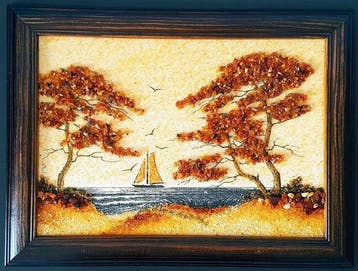 Barnsteen - Unique Raw Unpolished Amber picture - Wall