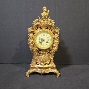 Figurale pendule Lodewijk XVI-stijl - Gietijzer - 1920 -, Antiek en Kunst