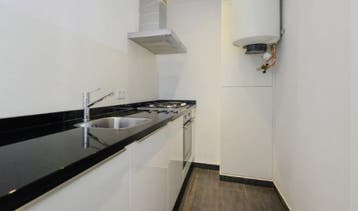 Te Huur 1 Kamer Appartement Frederikstraat In Den Haag, Huizen en Kamers, Huizen te huur, Den Haag, Den Haag, Direct bij eigenaar