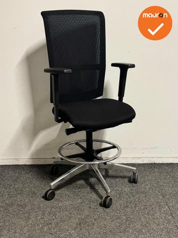 Interstuhl Se7en LX002 - Counterstoel - Zwart/Chroom - Refur, Werkplek, Ophalen of Verzenden, Gebruikt, Stoel
