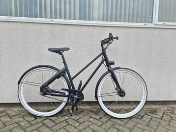 Cortina Blau 7V Belt 2025 – Damesfiets – Framemaat 53 cm, Fietsen en Brommers, 50 tot 53 cm, Ophalen, Zo goed als nieuw, Versnellingen