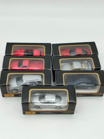 Maisto 1:64 - Modelauto (7) - Special Edition Die-Cast Cars, Nieuw