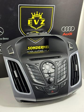 Ford Focus EcoBoost 2014 radiobedieningspaneel AM5T18K811CE, Gebruikt, Ford