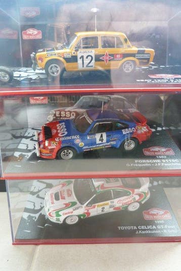 Altaya 1:43 - Modelauto (3) - Seat 124D; Porsche 911SC;, Hobby en Vrije tijd, Nieuw
