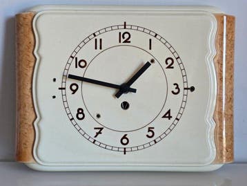 Wandklok - Keramiek - 1920-1930 - Vooroorlogse Duitse
