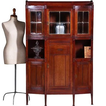 Art deco kast in massief mahonie met subliem snijwerk Hollan, Ophalen of Verzenden