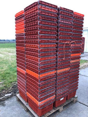 Gebruikte Curver kunststof beugelkisten - pallet va € 2,89 !, Gebruikt, 40 tot 60 cm, Minder dan 35 cm, Minder dan 50 cm