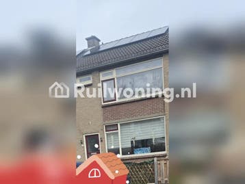 Ik opzoek naar een huis ongeveer 4 slaapkamer in Rotterdam