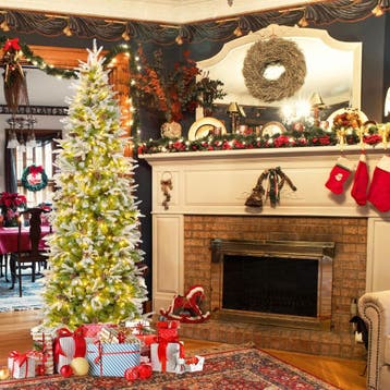 2dekans | Coast Kunstkerstboom 225 cm Groen/Wit –, Ophalen of Verzenden, Zo goed als nieuw