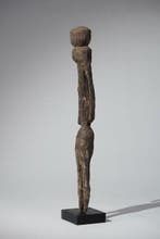 Een houten beeld. - MOBA - Ghana (Zonder minimumprijs), Antiek en Kunst