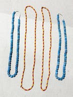 Set van 4 kettingen met ritprijs Bergen West-Papoea - manik