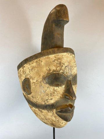 African Igbo Mask - Nigeria. (Zonder minimumprijs)
