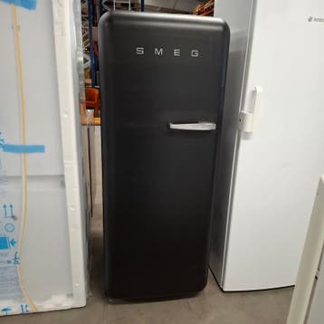 Koelkast met vriesvak, SMEG A++, FAB28LBVS, Zwart, Witgoed en Apparatuur, Nieuw