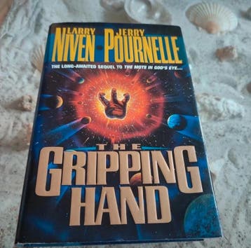 Larry Niven and Jerry Pournelle - The Gripping Hand, Zo goed als nieuw, Larry Niven and Jerry Pournelle