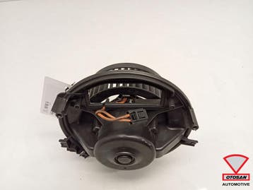 VW Audi Seat Skoda VAG Kachelmotor Aanjager 5Q1819021A, Ophalen, Gebruikt, Volkswagen