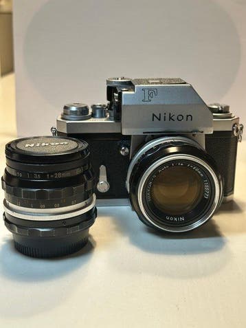 Nikon F + Nikkor-s 50mm F1.8 & Nikkor-H 28mm F3.5 Single, Nieuw