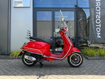 Vespa Sprint 50 (bj 2024), Gebruikt, Maximaal 45 km/u, Vespa S, Ophalen of Verzenden