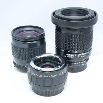 Nikon AF Nikkor 28-80mm F3.5-5.6D + AF Nikkor 80-200mm, Nieuw