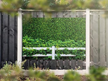 NR 1305: Tuinposter Hedera met hek 120x180cm, Nieuw