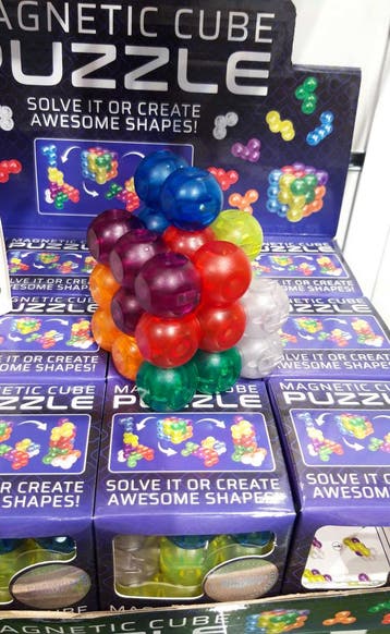 Magnetische magische kubus 25050 van €13,99 voor €12,94, Ophalen of Verzenden, Nieuw