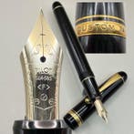 Pilot - Custom 74 (black) - 14K gold nib (F) - Vulpen, Nieuw