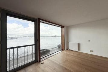 Huis Stuurmankade in Amsterdam, Overige soorten, Via bemiddelaar, Amsterdam, Amsterdam
