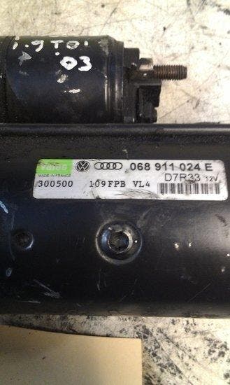 Startmotor starter VAG A4 A6 PASSAT 3B2 1,9 TDI 06891102..., Nieuw