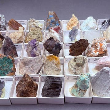 Mineralencollectie- 2000 g - (35)