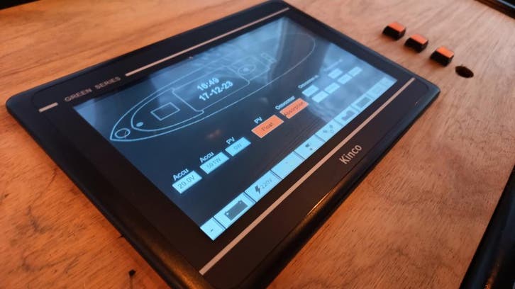 Ontdek Onze Op Maat Gemaakte Panelen en HMI Touch Panelen, Watersport en Boten, Navigatiemiddelen en Scheepselektronica, Communicatie
