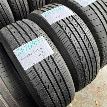 2 x Kumho Solus 205-55-17 4 Seizoenbanden 7mm, Gebruikt, 17 inch, All Season, Band(en)