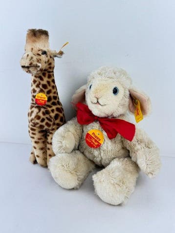 Steiff - Speelgoed Giraffe and Poppy Sheep