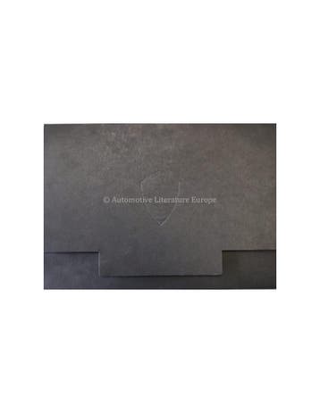 2004 KOENIGSEGG CC / CC8S PORTFOLIO BROCHURE ENGELS, Nieuw, Author