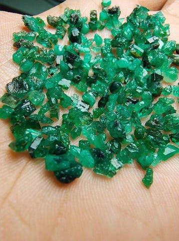 Smaragd 25 ct Fijne kwaliteit Zambiaanse smaragd, ruwe -