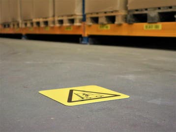 Vloerpictogram “let op: heftrucks”  -  Geel & Zwart  -  200, Verzenden