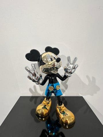 Van Apple - World Love - Mickey Blue, Antiek en Kunst, Kunst | Designobjecten