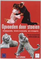 Opvoeden door stoeien 9789038915623 Y. Lotens, Verzenden, Zo goed als nieuw, Y. Lotens