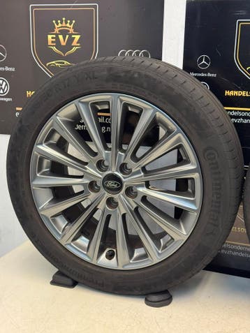 Org. Ford Focus bj.2017 lichtmetalen velgen met zomerbanden, Banden en Velgen, 17 inch, Personenwagen, Zomerbanden