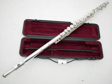 Dwarsfluit Yamaha YFL211 verzilverd met koffer Incl garantie, Muziek en Instrumenten, Ophalen of Verzenden, Gebruikt, Dwarsfluit