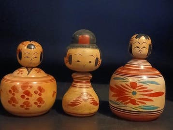 Beeldje - Zeldzame Set van 3 Vintage Kokeshi Poppen (Ejiko)