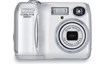 Nikon Coolpix 3200 Digitale Compact Camera - Zilver, Verzenden, Zo goed als nieuw