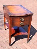 In de stijl van Bevan Funnell / Strongbow - Bijzettafel -