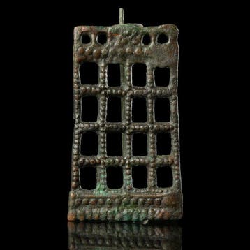 Oud-Romeins Legioenkamppoortbroche, zeldzaam type, groot