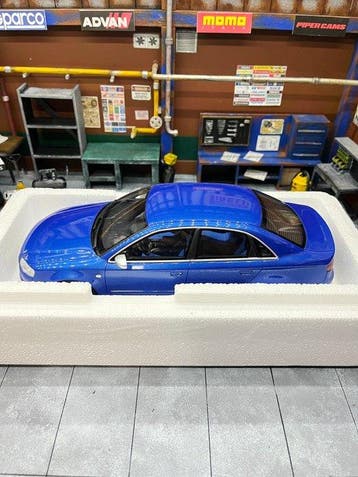 Otto Mobile 1:18 - Modelauto - Audi RS4 B7 Sedan 2007, Nieuw