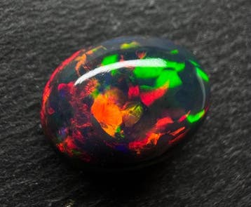 Opaal Cabochon- 2.31 g