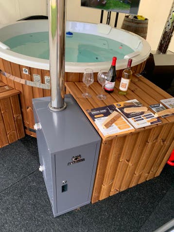 Luxe Hottubs – Direct Leverbaar met diesel kachel!, Tuin en Terras, Bubbelbaden en Hottubs, Ophalen, Nieuw, Filter, Vast