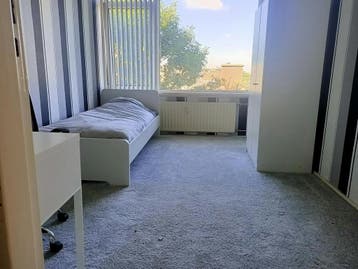 Kamer te huur in Capelle Aan Den IJssel - 13 m² - 1 kamer(s), Rotterdam